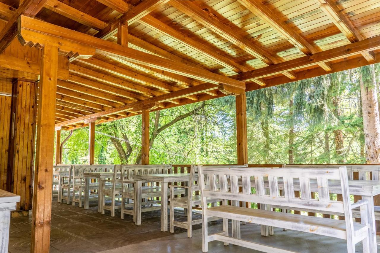 Крушун - Единствена На Метри От Водопадите, Krushun - The Only Stay Just Meters From The Waterfalls Krushuna Dış mekan fotoğraf