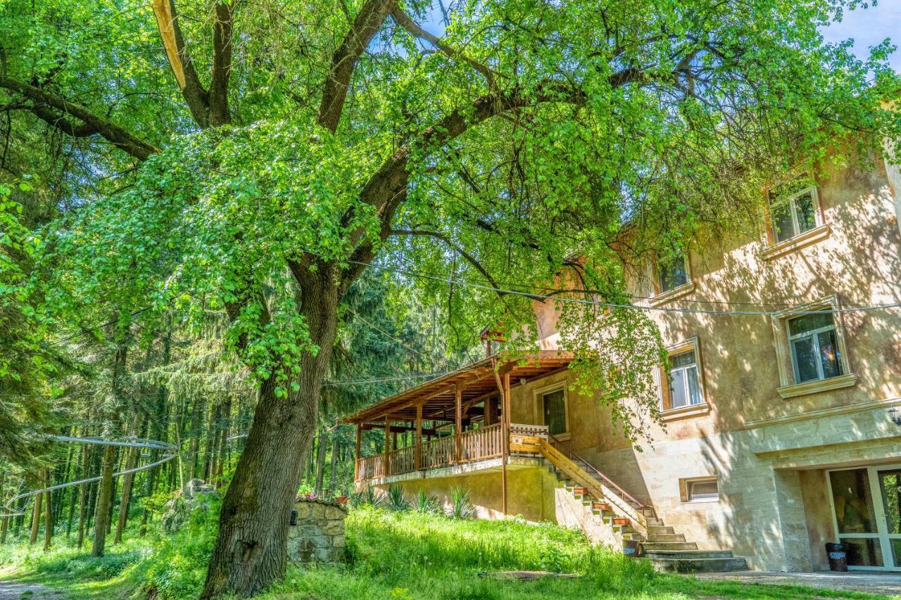 Крушун - Единствена На Метри От Водопадите, Krushun - The Only Stay Just Meters From The Waterfalls Krushuna Dış mekan fotoğraf