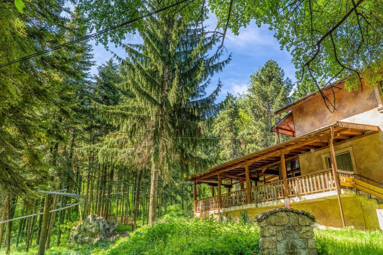 Крушун - Единствена На Метри От Водопадите, Krushun - The Only Stay Just Meters From The Waterfalls Krushuna Dış mekan fotoğraf